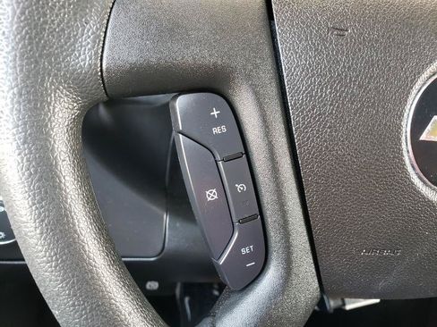 Used 2020 Chevrolet Express 2500 w/ Driver Convenience Package RWD image 19