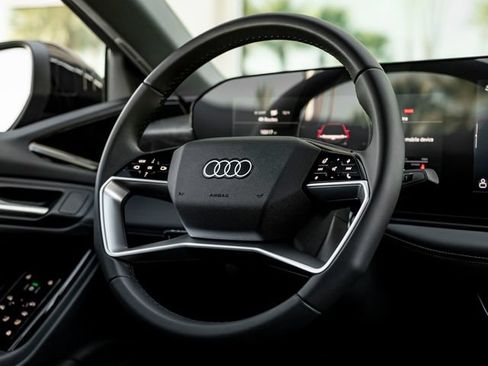 Used 2025 Audi A6 e-tron Premium w/ Ultra Package AWD/4WD image 22
