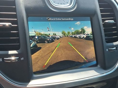 Used 2017 Chrysler 300 S AWD/4WD image 18