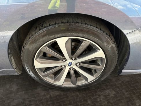 Used 2018 Subaru Legacy 3.6R Limited AWD/4WD image 40