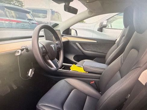 Used 2023 Tesla Model Y Long Range AWD/4WD image 7