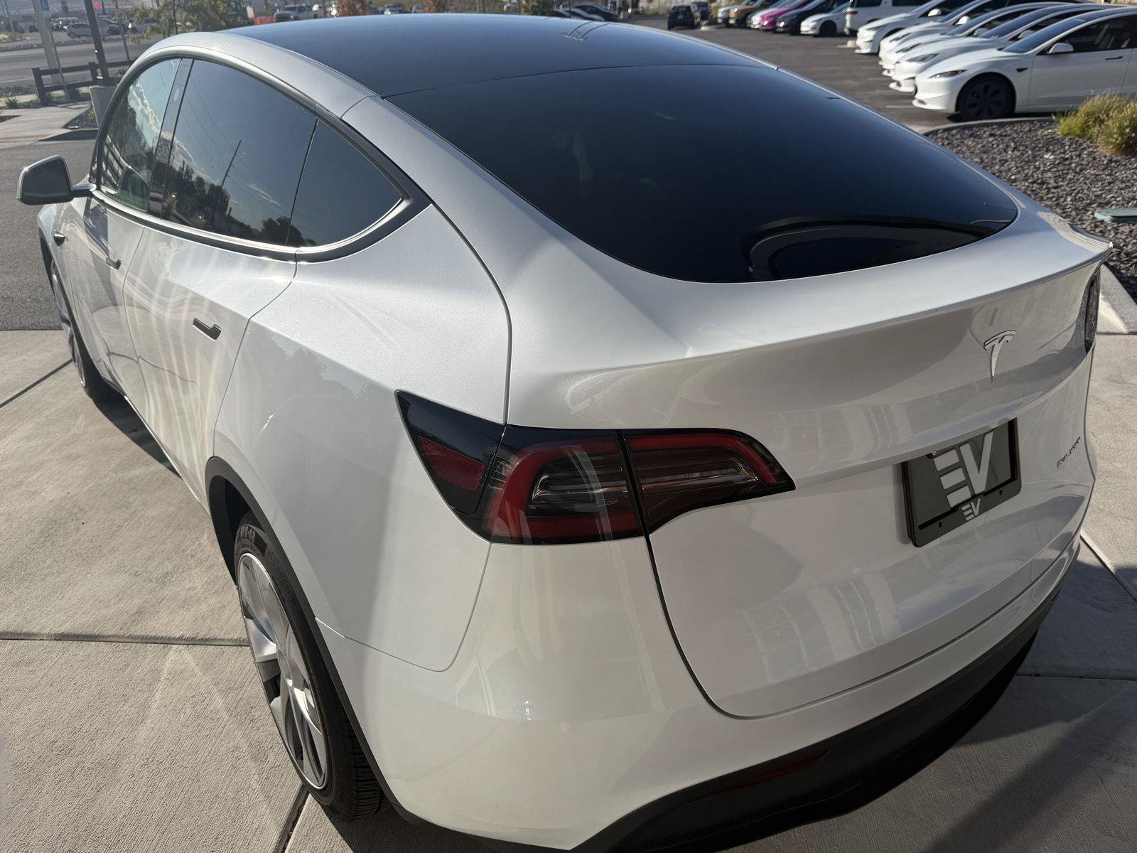 Used 2023 Tesla Model Y Long Range AWD/4WD image 6