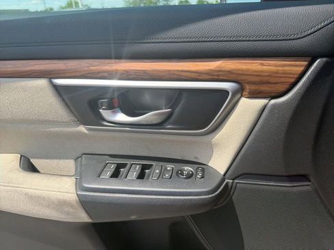 Used 2018 Honda CR-V EX image 10