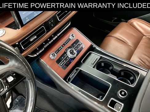 Used 2022 Lincoln Aviator Reserve w/ Equipment Group 201A AWD/4WD image 18