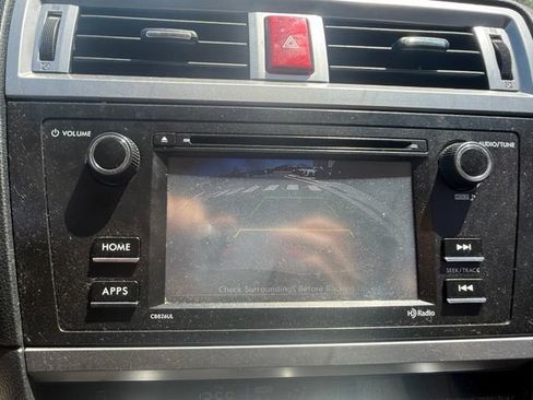 Used 2017 Subaru Outback 2.5i AWD/4WD image 13