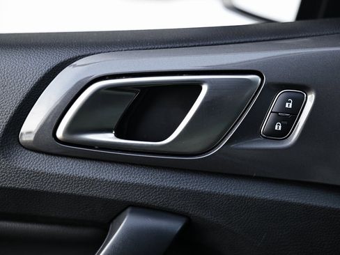 Used 2023 Ford Ranger Lariat w/ Equipment Group 501A High image 19