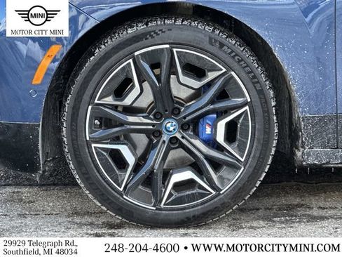 Used 2025 BMW iX M60 image 11