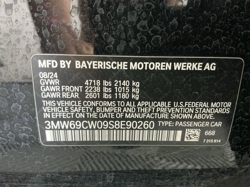 Certified 2025 BMW 330i Sedan w/ M Sport Package image 29