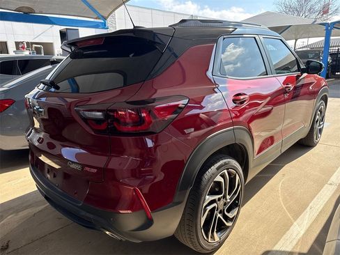 Used 2024 Chevrolet TrailBlazer RS w/ Convenience Package image 8