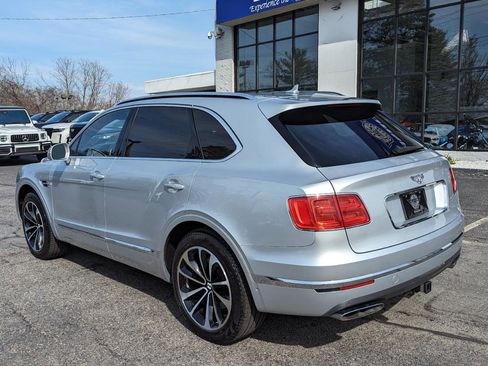 Used 2018 Bentley Bentayga Onyx Edition image 10