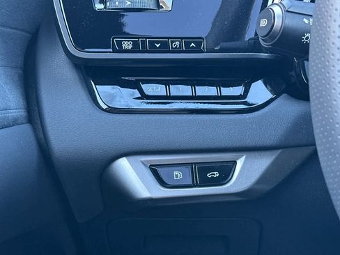 Used 2023 Lexus RX 500h F Sport image 30