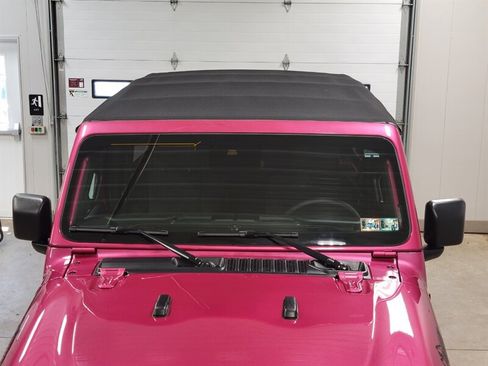 Used 2024 Jeep Wrangler Unlimited Sport AWD/4WD image 82