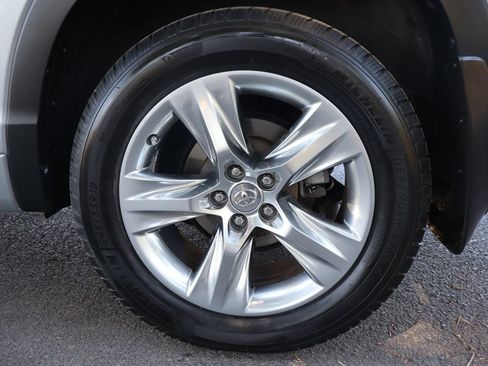 Used 2014 Toyota Highlander Limited FWD image 44