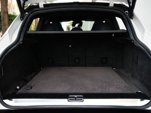 Used 2023 Aston Martin DBX 707 image 26