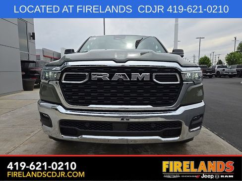 New 2026 RAM 1500 4x4 Crew Cab image 8