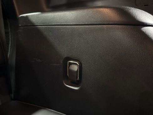 Used 2023 MAZDA CX-9 Touring image 46