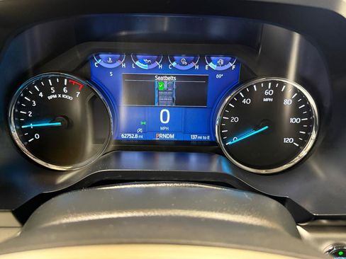 Used 2024 Ford Expedition Max XLT image 15