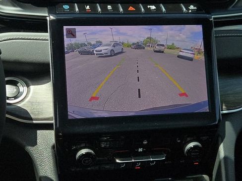 Used 2023 Jeep Grand Cherokee 4WD 4xe image 20