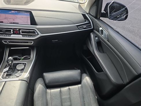 Used 2020 BMW X7 xDrive40i w/ Premium Package AWD/4WD image 16