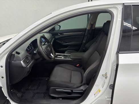 Used 2019 Honda Accord LX image 9