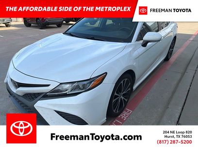 Used 2020 Toyota Camry SE w/ Convenience Package