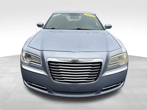 Used 2012 Chrysler 300 image 10