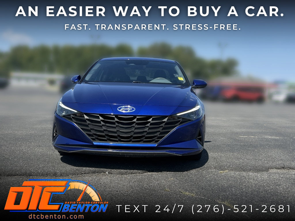 Used 2023 Hyundai Elantra SEL FWD image 8