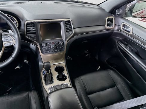 Used 2017 Jeep Grand Cherokee Limited AWD/4WD image 27