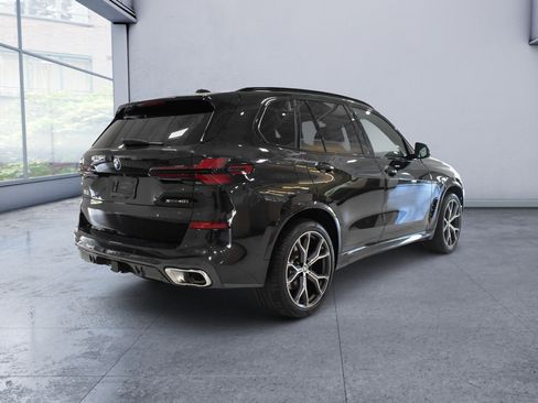 Used 2024 BMW X5 xDrive40i w/ M Sport Package AWD/4WD image 6