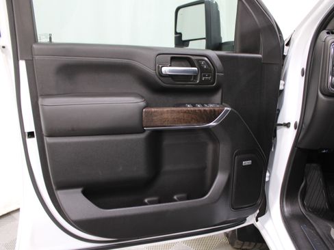 Used 2020 GMC Sierra 3500 Denali w/ Denali Ultimate Package image 6