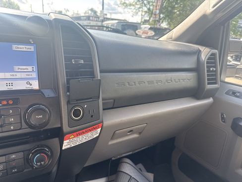 Used 2021 Ford F250 XL w/ Power Equipment Group RWD image 21
