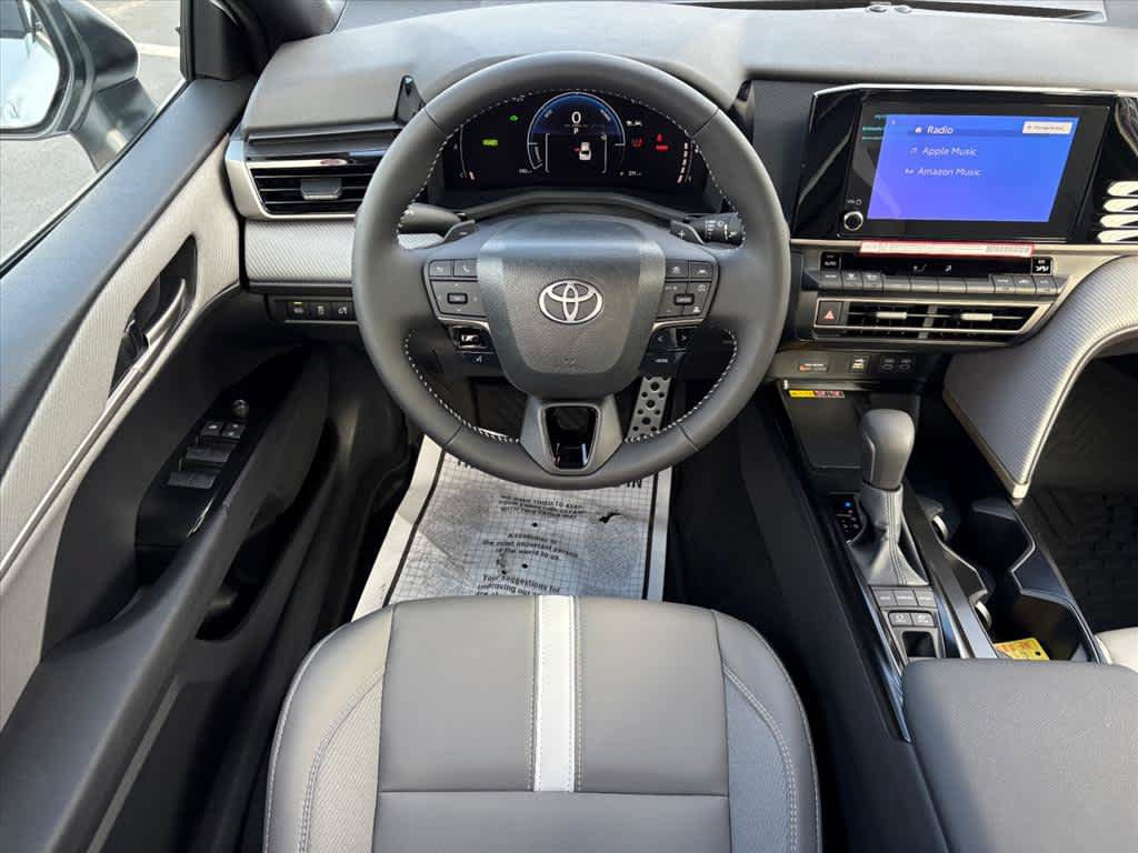 Used 2026 Toyota Camry SE FWD image 20