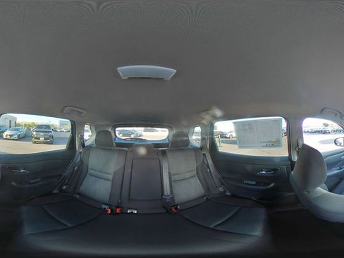 Used 2025 Nissan Rogue SV FWD image 44