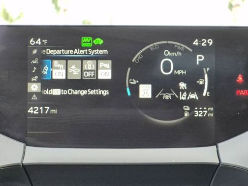 Used 2026 Toyota Prius Plug-In Hybrid image 11