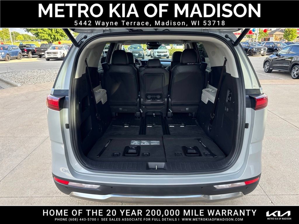 Used 2024 Kia Carnival SX Prestige FWD image 43
