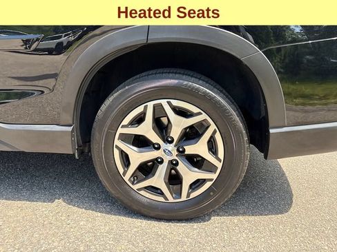 Certified 2023 Subaru Forester Premium AWD/4WD image 9