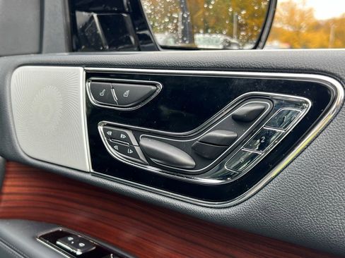 Certified 2023 Lincoln Navigator Reserve image 9