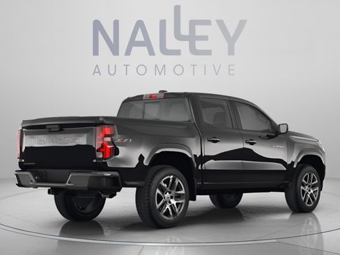 Used 2024 Chevrolet Colorado ZR2 w/ Safety Package AWD/4WD image 3