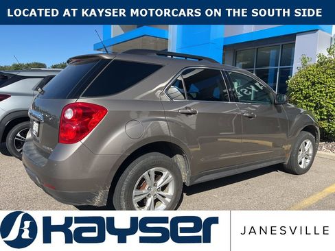 Used 2010 Chevrolet Equinox LT image 5