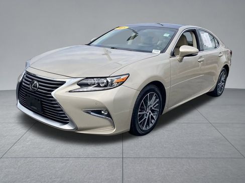 Used 2018 Lexus ES 350 image 2