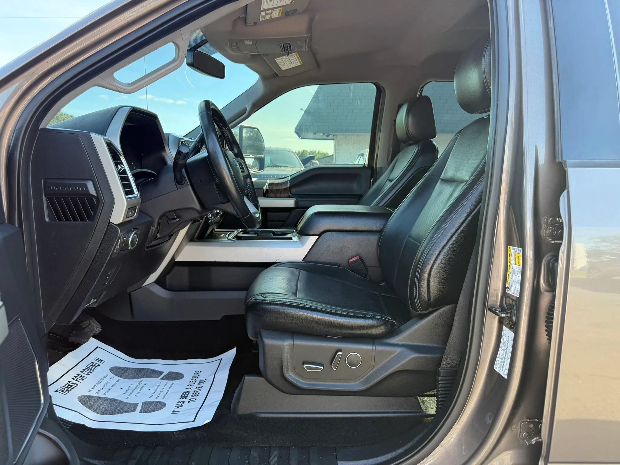 Used 2018 Ford F250 Lariat w/ Chrome Package AWD/4WD image 14