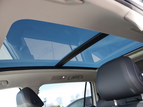 Used 2024 Volkswagen Tiguan Wolfsburg Edition image 26