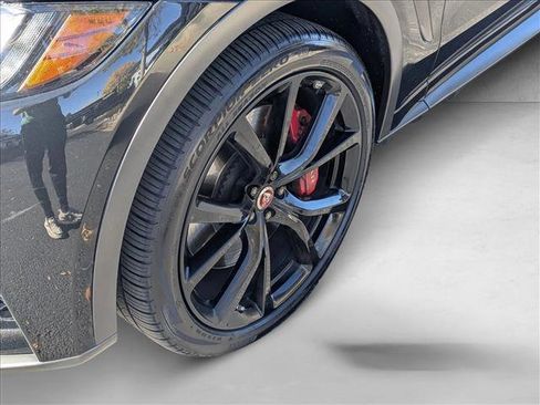 Used 2020 Jaguar F-PACE SVR image 24