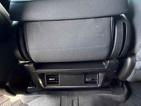 Used 2022 Chevrolet Silverado 1500 Custom AWD/4WD image 20