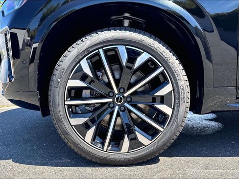 New 2026 Volvo XC90 T8 Ultra w/ Protection Package AWD/4WD image 14
