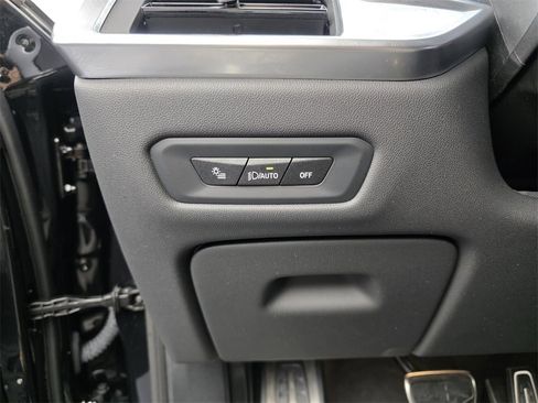 Used 2024 BMW X6 xDrive40i w/ Premium Package image 26