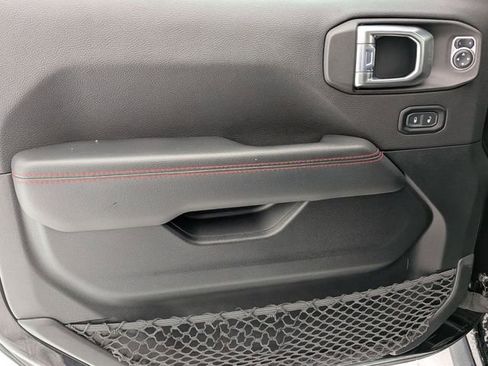 Used 2021 Jeep Wrangler Unlimited Rubicon image 14