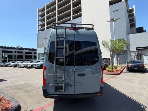 Used 2024 Mercedes-Benz Sprinter 2500 w/ Acoustic Package image 3