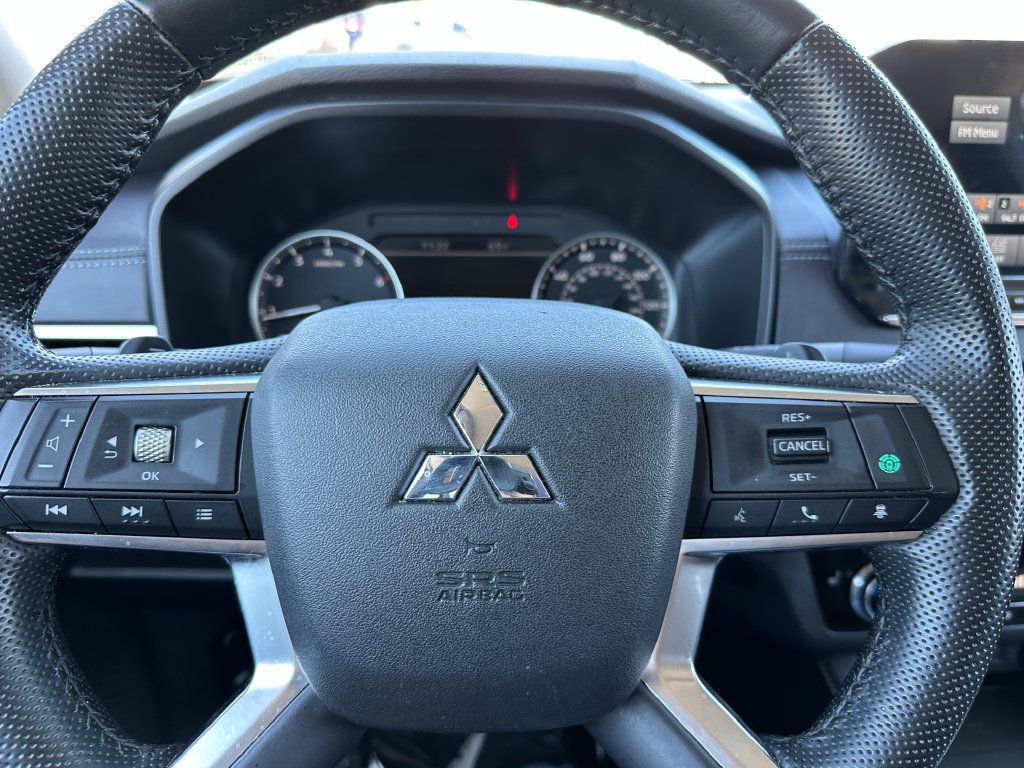 Used 2024 Mitsubishi Outlander SE AWD/4WD image 26