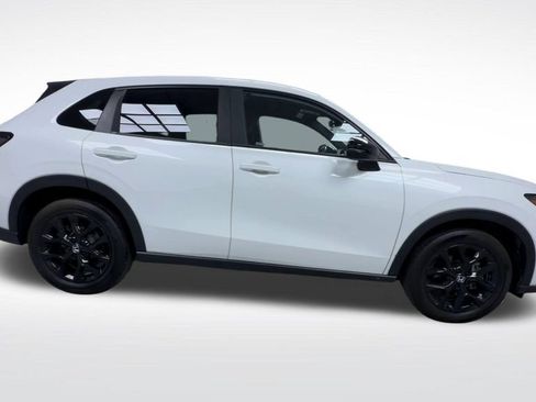 Used 2024 Honda HR-V Sport image 9